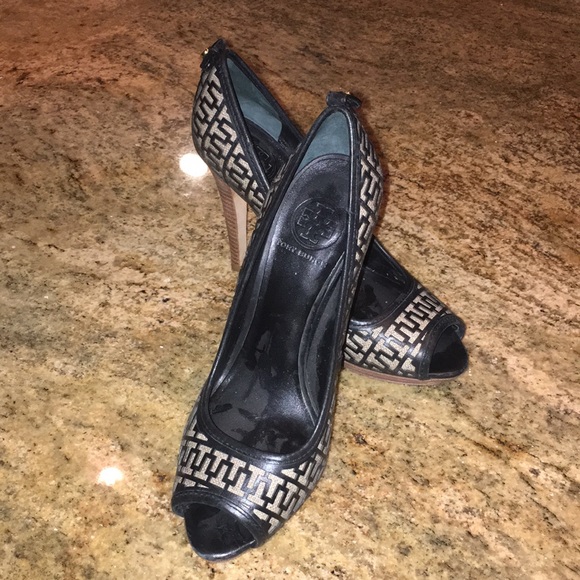 Tory Burch Reagan Heels Open Toe Stilettos Black/Cream - Size 9 - Picture 11 of 16